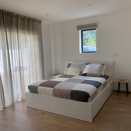 Magnifique Villa Classee 4* Meuble De Tourisme Flassans-sur-Issole Dış mekan fotoğraf